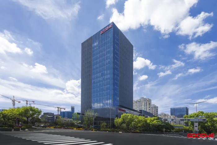 1734058588951725.jpg image6_640.jpg